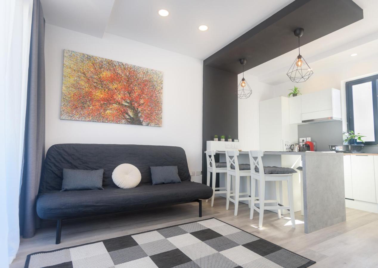 Sarah'S Penthouse In Sliema Apartment Exterior photo